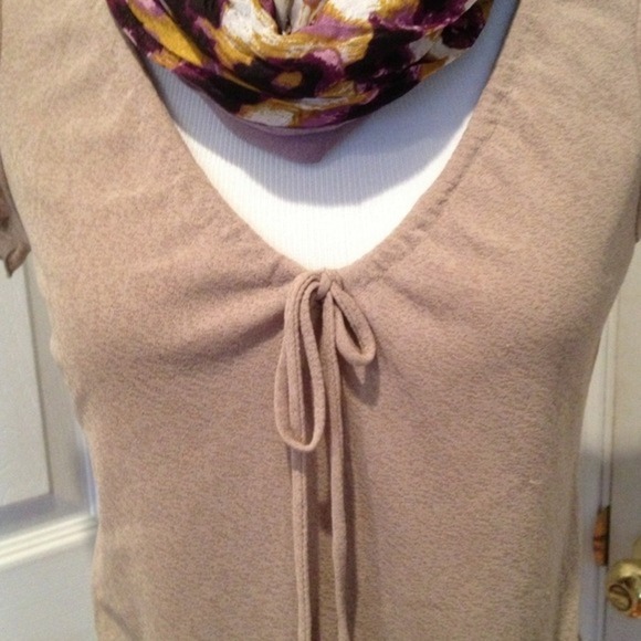 Tan polyester top with tie front - Picture 2 of 4